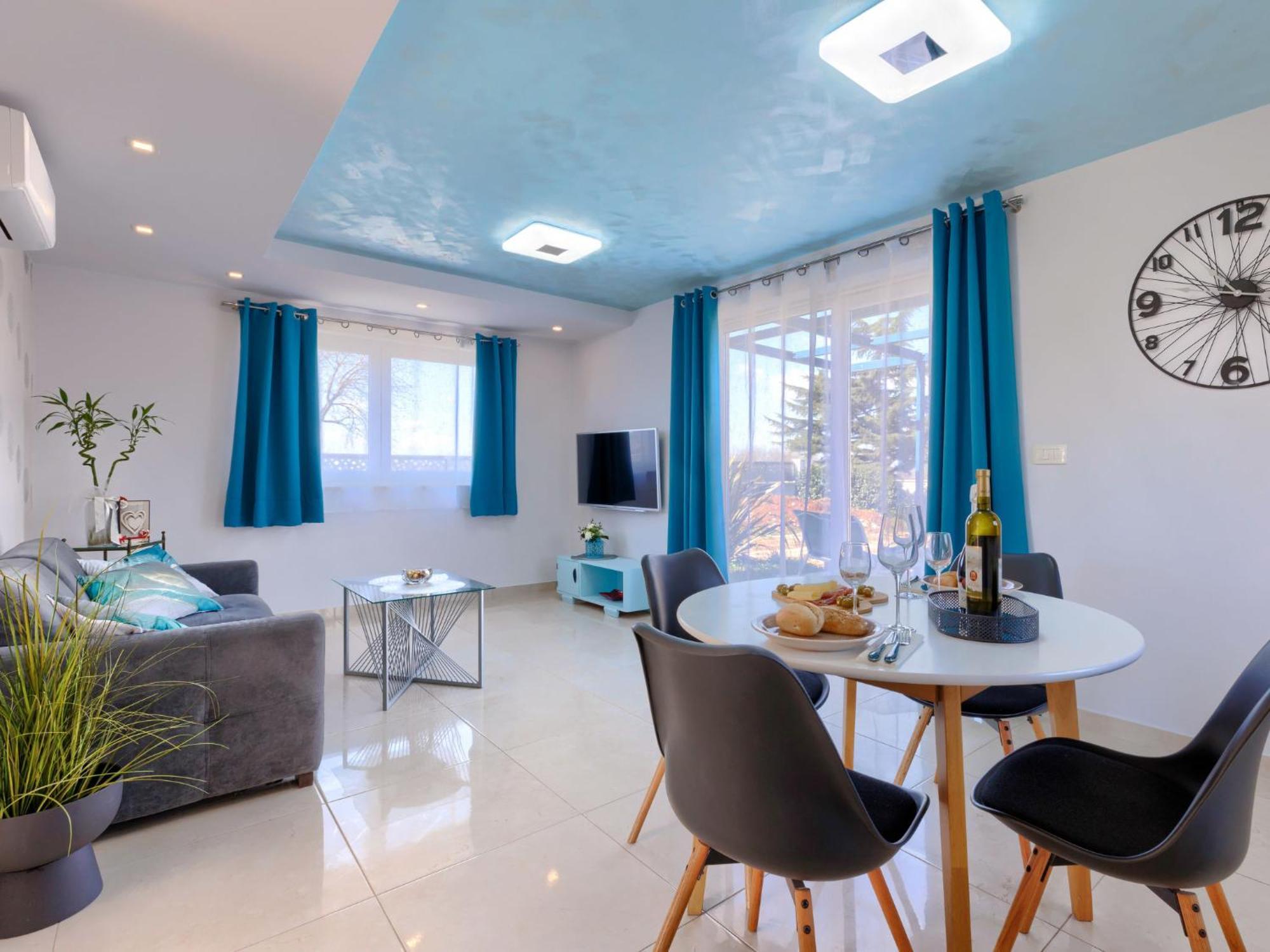 Holiday Home Villa Fenix By Interhome Zminj ภายนอก รูปภาพ